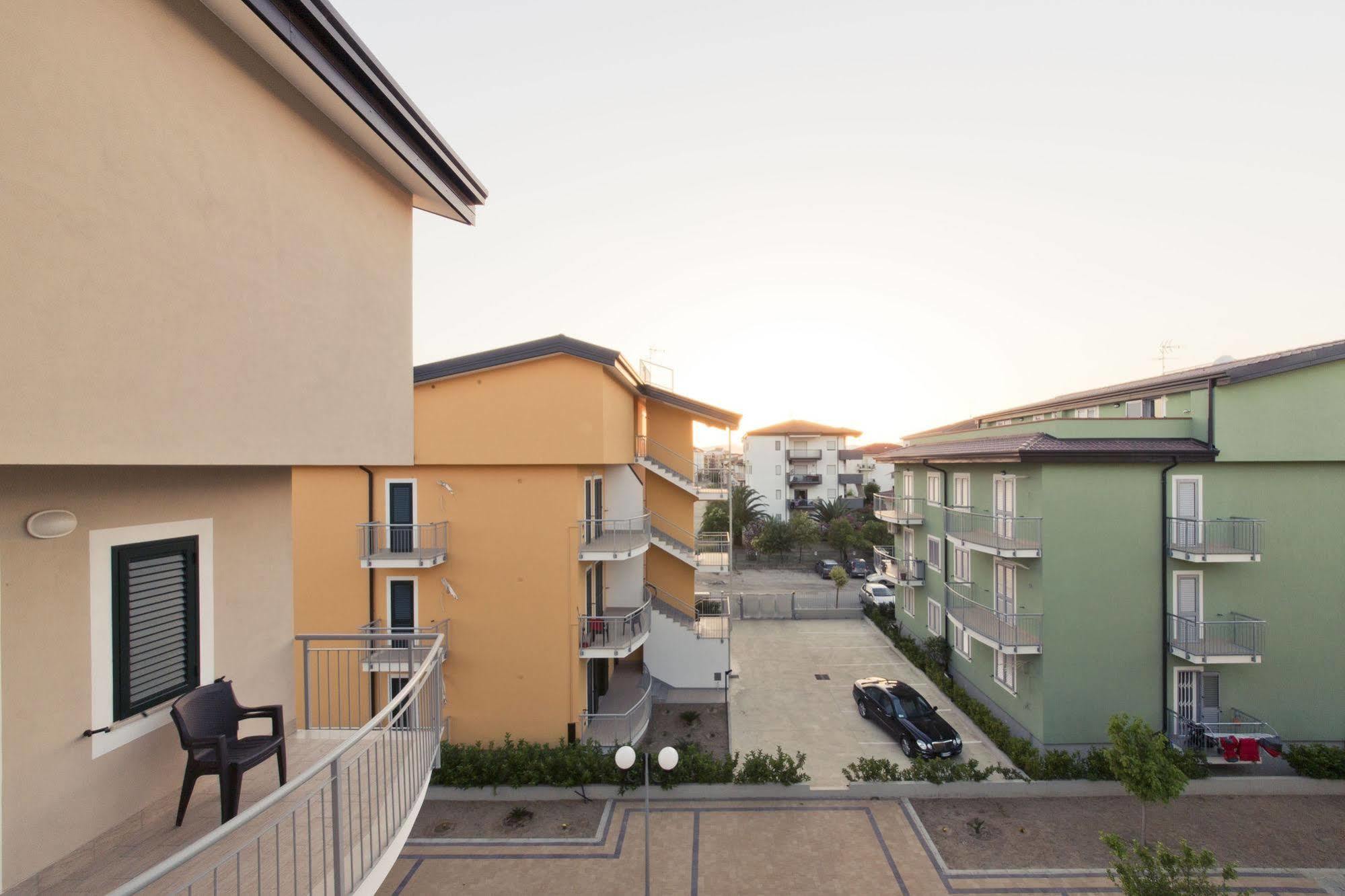 Longomare Aparthotel Corigliano Calabro Exterior photo